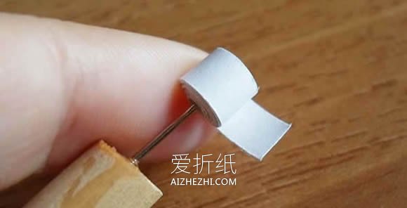 衍纸雪花挂饰怎么做- www.aizhezhi.com