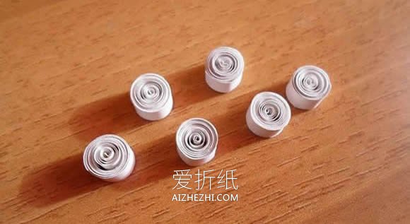 衍纸雪花挂饰怎么做- www.aizhezhi.com