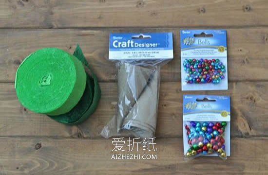 皱纹纸圣诞树手工制作图片- www.aizhezhi.com